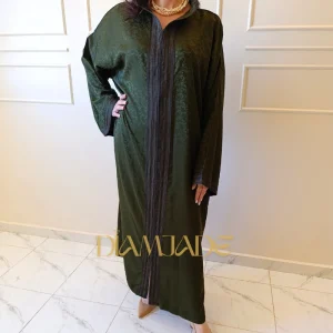 Caftan Makhzani vert olive en Brocart Satiné