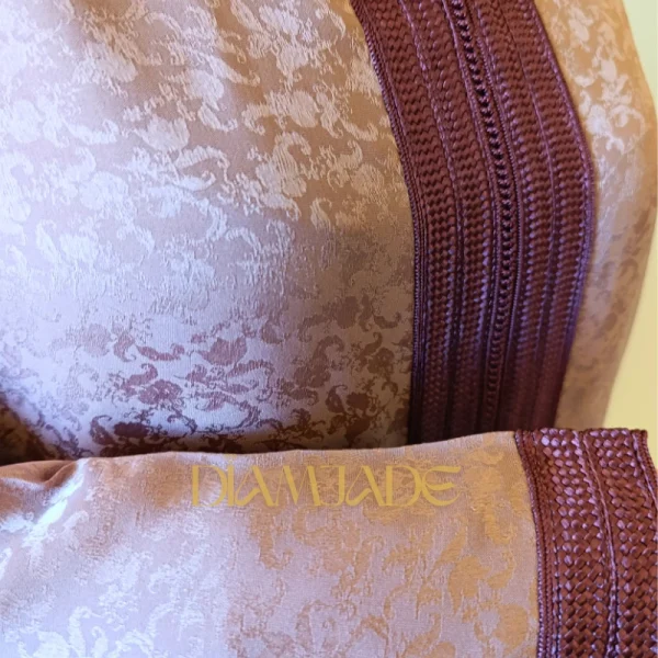 Caftan Makhzani rose mauve en Brocart Satiné – Image 3