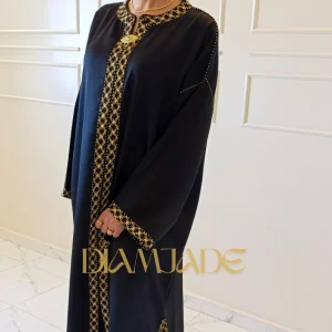 Caftan fluide en crêpe piqué pour l’Aïd