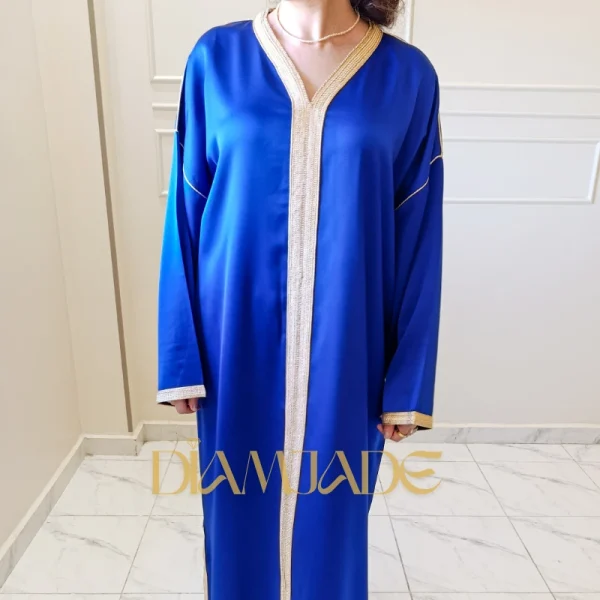 Caftan marocain en drap de soie fluide – vue complète