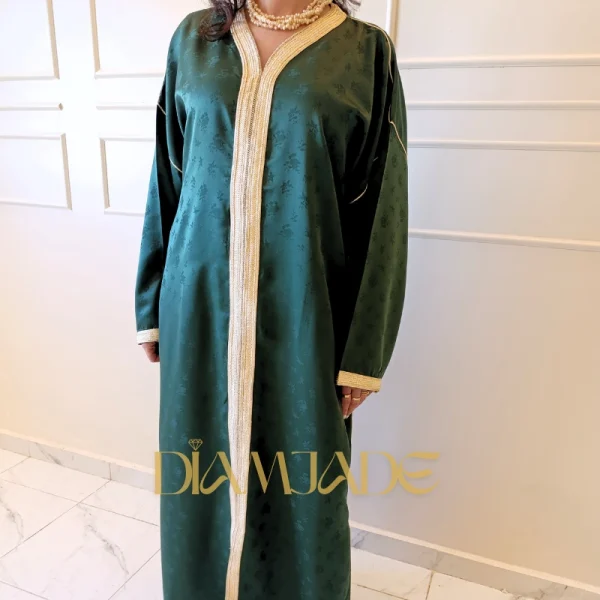 Caftan marocain en drap de soie / jacquard satiné fluide – vue complète