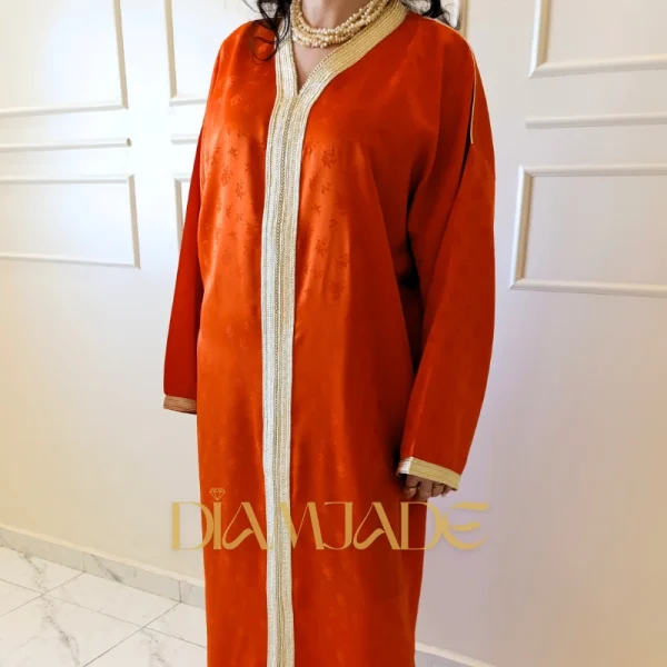 Caftan marocain en jacquard satiné fluide – vue complète