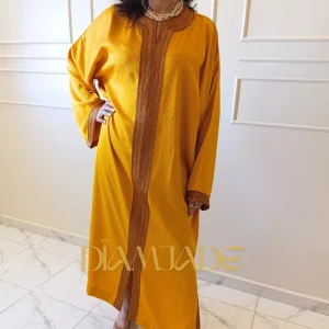 Caftan fluide en crêpe piqué